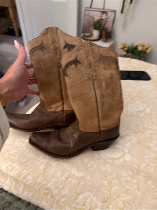 Shoes - Classic Two-Tone Brown Leather Western Boots